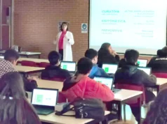 El IES Valle del Ebro se suma a las ponencias “Comprende el medicamento y descubre al farmacéutico” Comprende el medicamento y descubre al farmacéutico