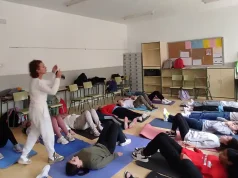 Alumnos del IES Alhama participan en talleres de relajación