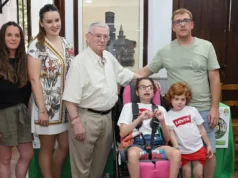 Enrique Huguet «Tudelica» se lleva la alegría de ser el Abuelo de Tudela 2023 Abuelo de Tudela 2023