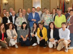 El ayuntamiento suscribe convenios de apoyo a las actividades de 13 entidades sociales de Tudela Representantes de entidades sociales de Tudela y autoridades
