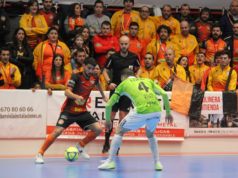 Alejandro Lemine en un partido del Aspil Jumpers