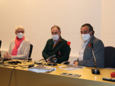 Marta Herrero, Profesora de Comerio y Marketing del CIP ETI, Juan Carlos Ciria, Director del CIT ETI de Tudela, y José María Agramonte, presidente de la Comunidad de Bardenas