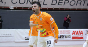 Alegría ante un gol del Aspil Jumpers Ribera NavarrFS