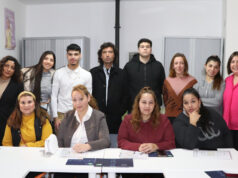 Un aula para combatir la brecha digital entre la población gitana Aula Digital gitana