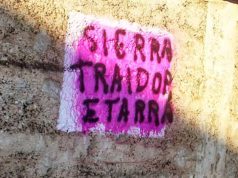 El alcalde de Cortes se defiende de las pintadas aparecidas en las que se le acusa de «Traidor y Etarra»