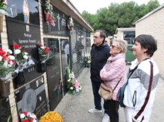 Cortes recordó a sus difuntos en el Día de Todos los Santos