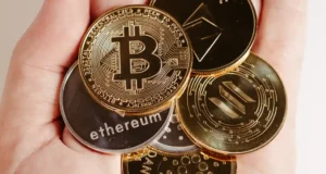 Criptomonedas y Blockchain: disrupción en el mundo de las finanzas