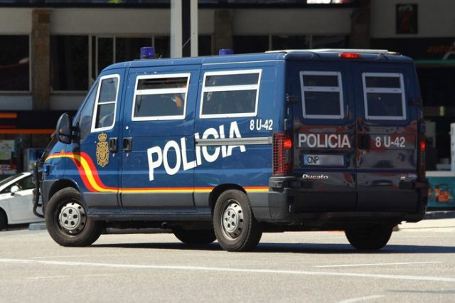 cuerpo_nacional_de_policia_de_espana-700x466