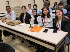 El IES Benjamín de Tudela participó en el Torneo de debate UPNA