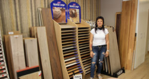Anabel García, en la nueva tienda de Decohogar en Tudela