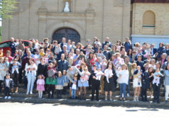 La imposición de medallas a los pequeños y pequeñas de Corella abre los actos de la festividad del Villar