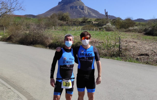 DUATLON-ARENAS Ander Iradi y Agustin Salvatierra, del SDR Arenas Triatlón