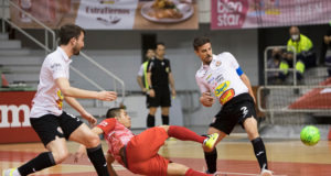 Un momento del parido entre El Pozo Murcia y el Aspil Jumpers Ribera Navarra
