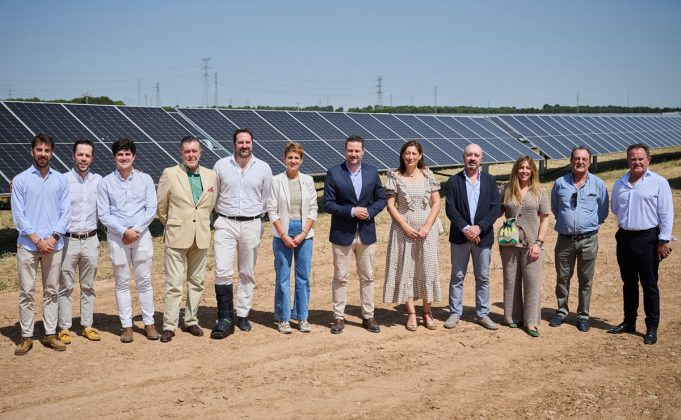 Grupo Enhol plantas solares