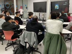 El CIP ETI de Tudela recibe la visita del robot R2-KT, de David Urrutia CIP ETI robot