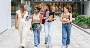 sistema de calidad a los centros asociados de la UNED