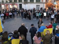 Cientos de personas se manifiestan contra Putin y la invasión de Ucrania
