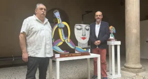 Joaquín Gil Enériz y el director de la UNED Luis Fernández