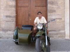 El ablitero Jesús Sada atesora una colección de más de 200 motos clásicas