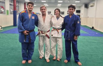 Tres judocas navarros del Gimnasio Shogun de Fitero, en el campus de judo de Llanes Shogun