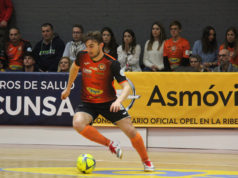 Javivi renueva con el Aspil-Jumpers Ribera Navarra FS una temporada Javier Mínguez 'Javivi' renueva con el Aspil Jumpers Ribera Navarra