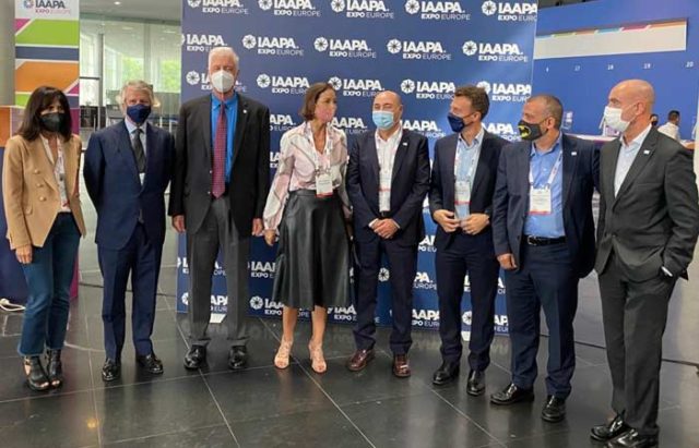 La-Ministra-Reyes-Maroto-con-representantes-de-AEPA Sendaviva