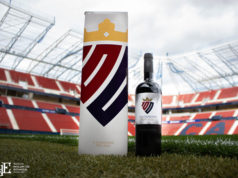 El centenario de C.A. Osasuna se celebra con vino Malón de Echaide La botella de Malón de Echaide para celebrar el centenario de Osasuna