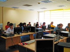Trece personas reciben el certificado en «Mediación Comunitaria»
