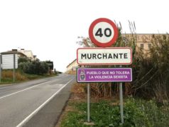 Murchante rechaza la violencia sexista a través de señales de tráfico