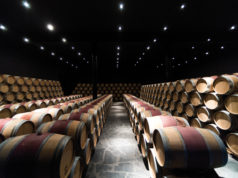 Sala de barricas de Pago de Cirsus