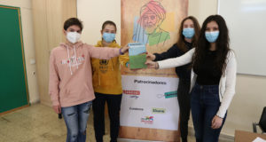 Maite Vega, Sara Igea, Luz Garde y Carmen Jiménez, miembros del Jurado del Premio de Novela del IES Benjamín de Tudela