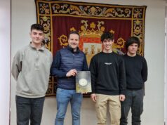 Alumnos del IES Valle del Ebro presentan un proyecto para recuperar el antiguo reloj de la Plaza de los Fueros Proyecto para recuperar antiguo reloj de la Plaza de los Fueros