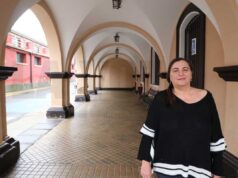 CIC-EH Bildu califica de “robo a mano armada” la subida de la contribución urbana en Cortes