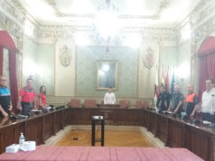 La Policía Municipal comienza a controlar a los grupos de jóvenes