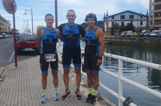 Rodrigo-Zardoya,-Roberto-Agorreta,-Iñigo-Sevillano_ZUMAIA Arenas Triatlón