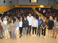 El escritor Santiago Díaz recibe el premio de novela «Benjamín de Tudela»