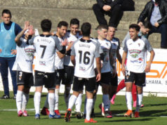 Los jugadores del CD Tudelano celebran uno de los goles