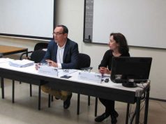 Mas de 40 personas participan en un curso de introducción a la lengua de signos UNED-Asorna-lengua-de-signos