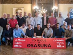 El corellano Iker Sesma y los hermanos Frías, de Fitero, presentan el documental «Yo jugué en Osasuna»