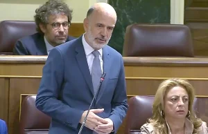 Alberto Catalán cuestiona en el Parlamento el retraso de la segunda fase del Canal de Navarra