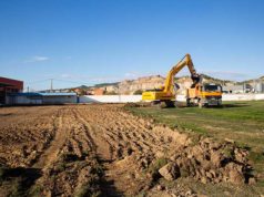 Arguedas inicia la remodelación de su campo de fútbol