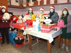 La Asociación de Mujeres del Barrio de Lourdes repartirá juguetes a una treintena de familias esta Navidad