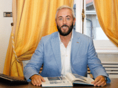 Las clinicas dentales navarras exigen mantener solo la atención a urgencias Oscar Pezonaga, Presidente de los Dentistas de Navarra