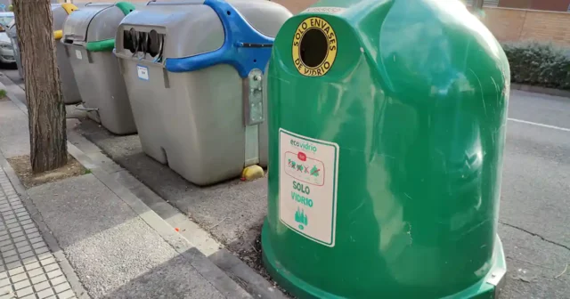contenedor de vidrio recogida de vidrio en zonas de Tudela