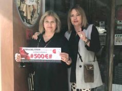 Mari Jose Luna ganadora del premio de 500 euros de la Feria del Stock sorteado por la Asociación TUCC