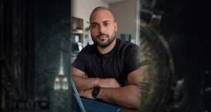 Jorge Forniés debuta en la novela con ‘Fuera del tiempo’, una historia sobre decisiones, emociones y viajes temporales