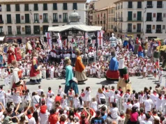 Gigantes y Cabezudos en Tudela 2026: horarios y recorridos en las Fiestas de Santa Ana