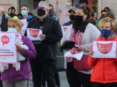 Concentración de profesionales del sector de la hostelería tras el cierre decretado en pasado mes de octubre