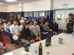 Sandúa imparte una charla sobre la cata del aceite de oliva a los Alumnos de la Escuela de Hostelería de Burlada Aceite Sandúa