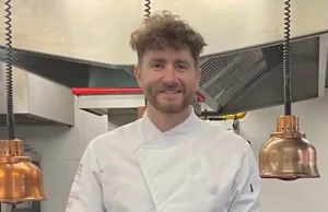 El chef Leandro Gil, mandil de honor de la RSG Intemperie